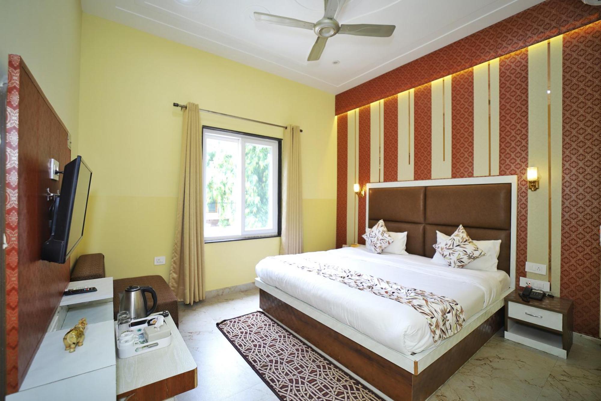 Апартаменты The Orchid Retreat Агра Экстерьер фото