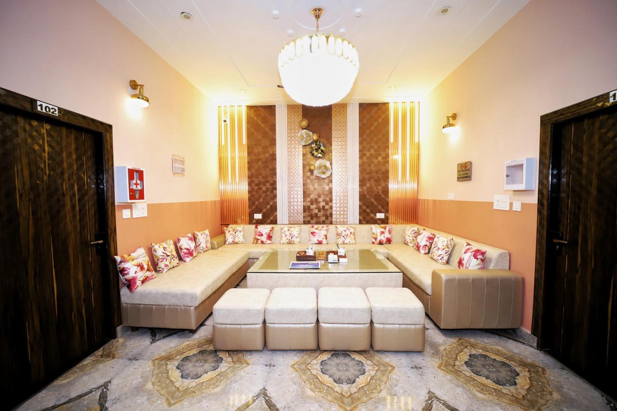Апартаменты The Orchid Retreat Агра Экстерьер фото